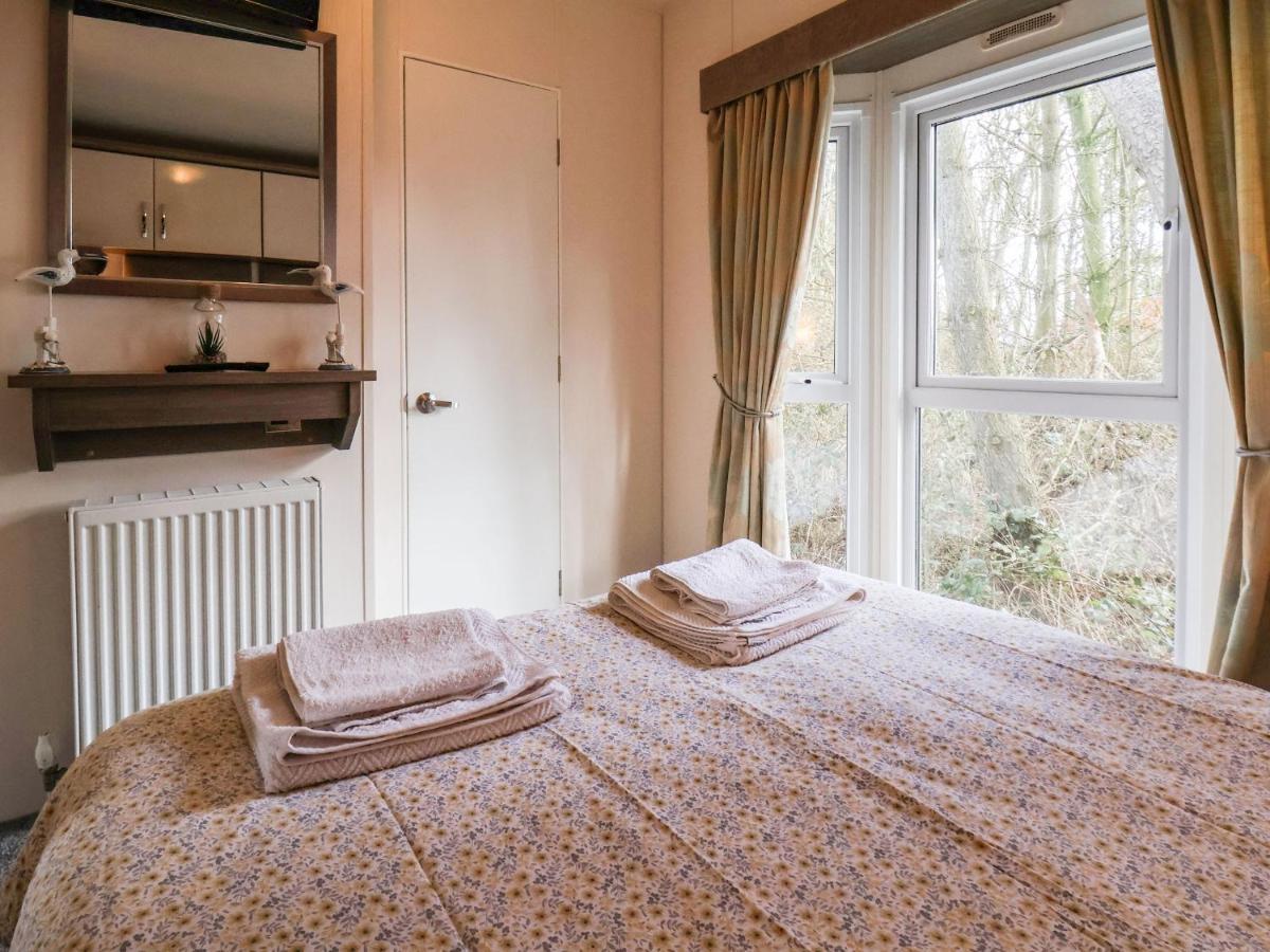The Rodley Pines Villa Scarborough Bagian luar foto